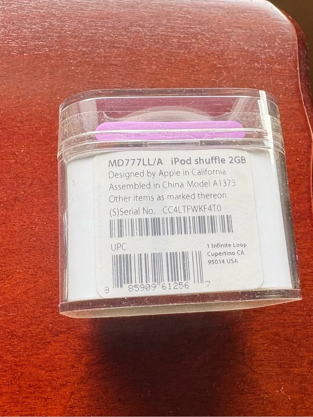 Apple iPod shuffle - Purple Compact MP3 Player NEW in BOX
